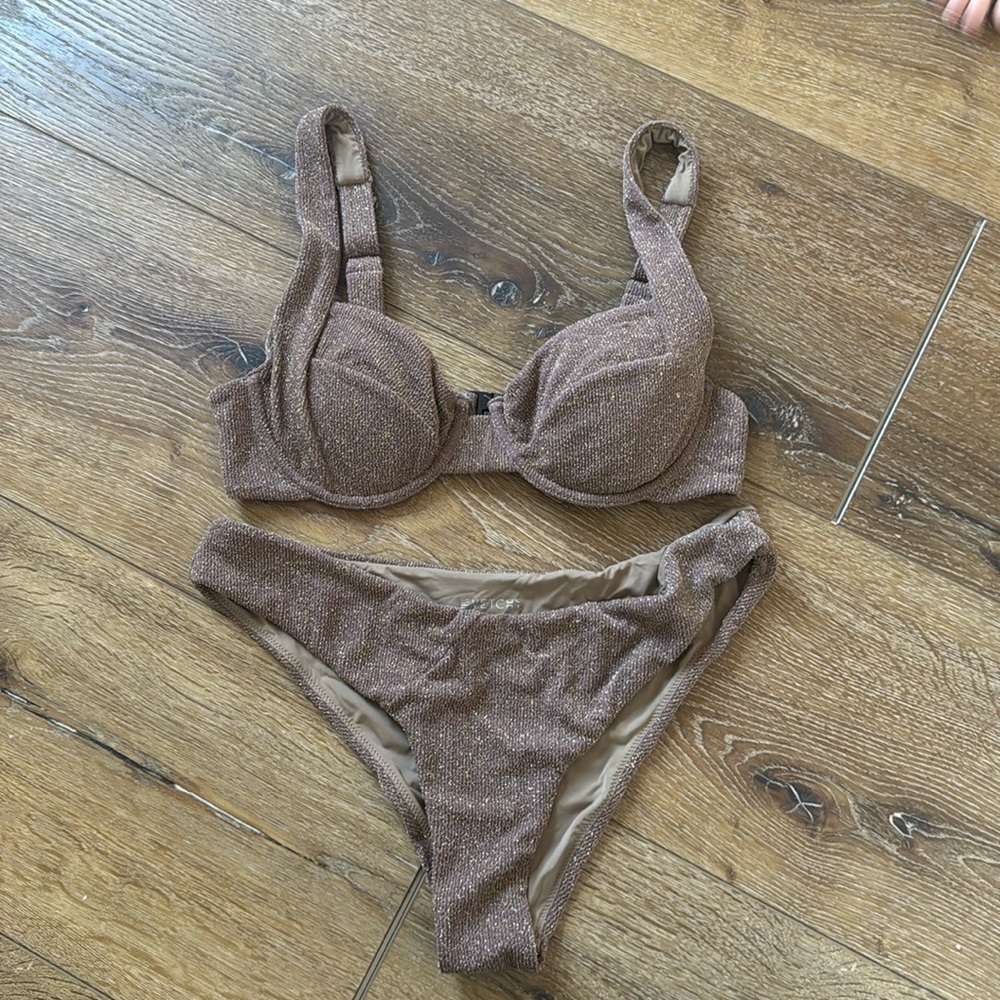 Vetchy Laguna bikini M top M bottom price firm